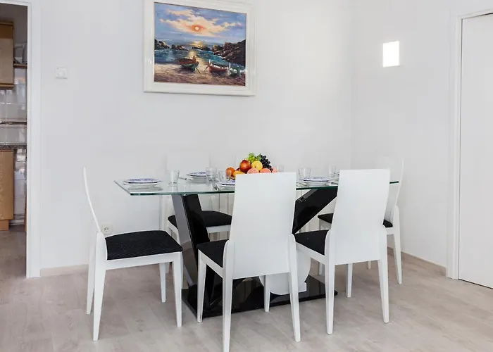 Fenals By Interhome Lloret de Mar